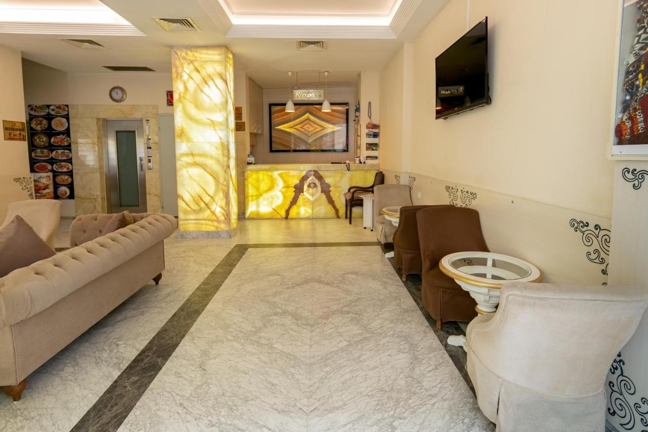 The Center Hotel — Photos 1